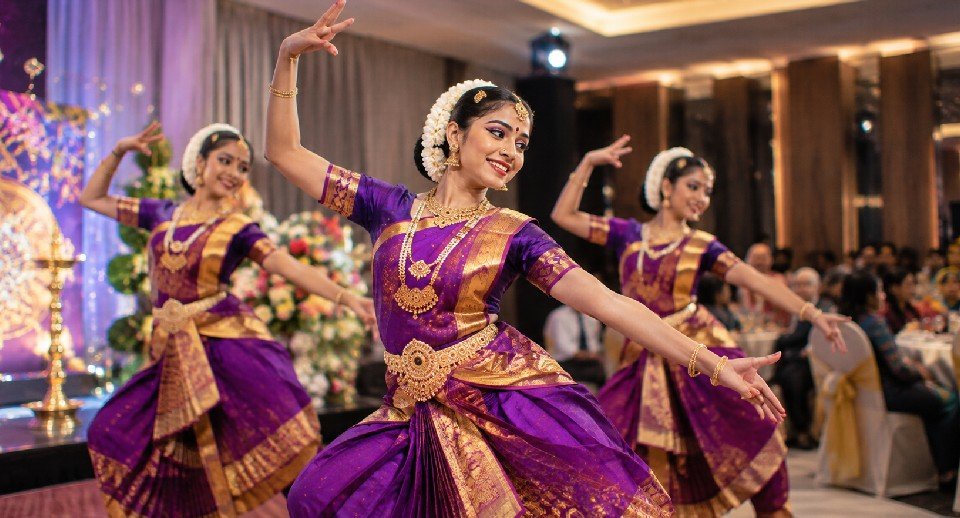 indian-dancers